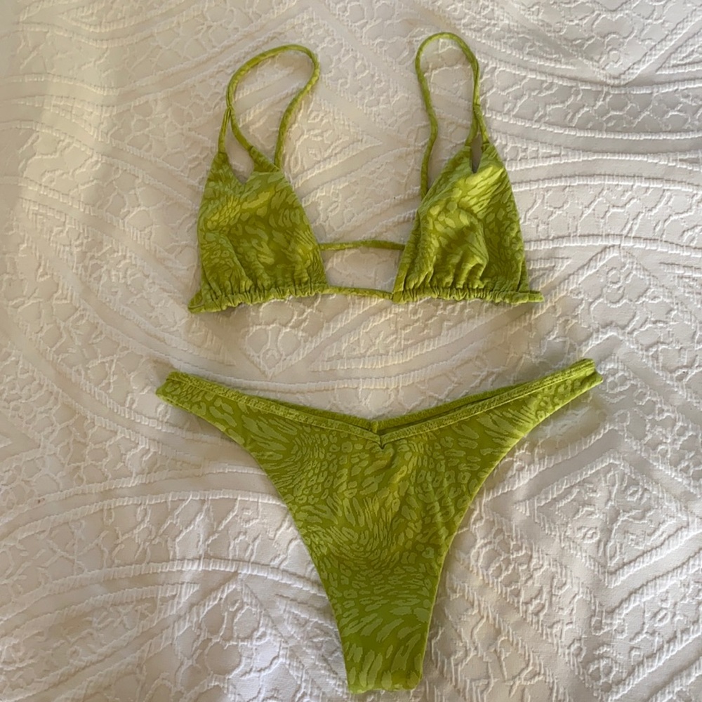 Benoa Swim Zest Casey Top Johnny Bottoms Set